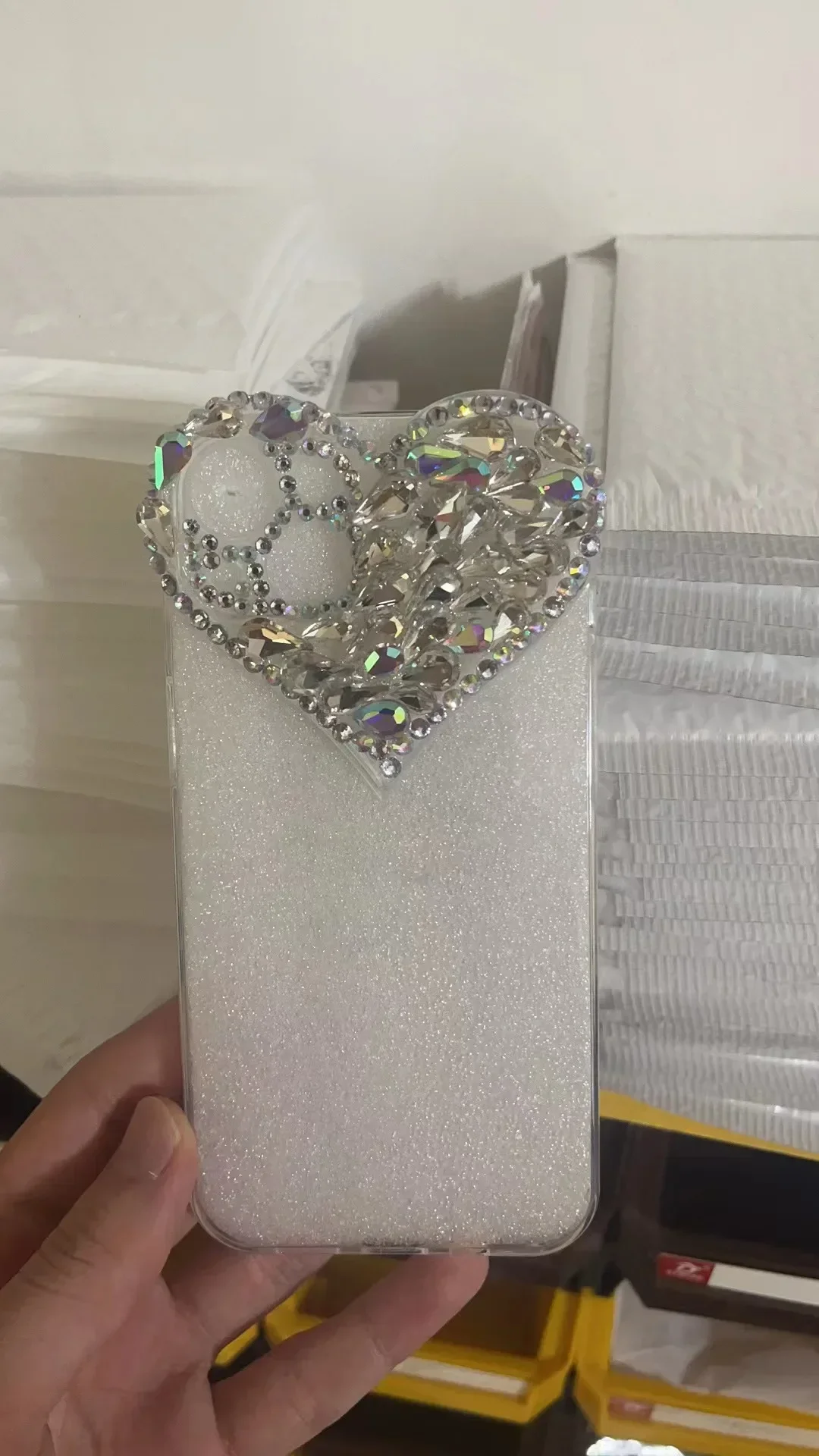 Чехлы для телефонов Love Heart Rhinestone Protect Lens IPhone 16 15 14 13 12 11 Pro Max XR Xs 8P SE2/SE3