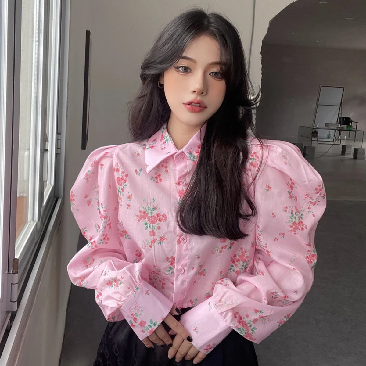 

Women Blouses Sweet Pink Floral Personalized Design Street Puff Long Sleeves Short Shirts Retro Y2K T Shirt Spring Autumn