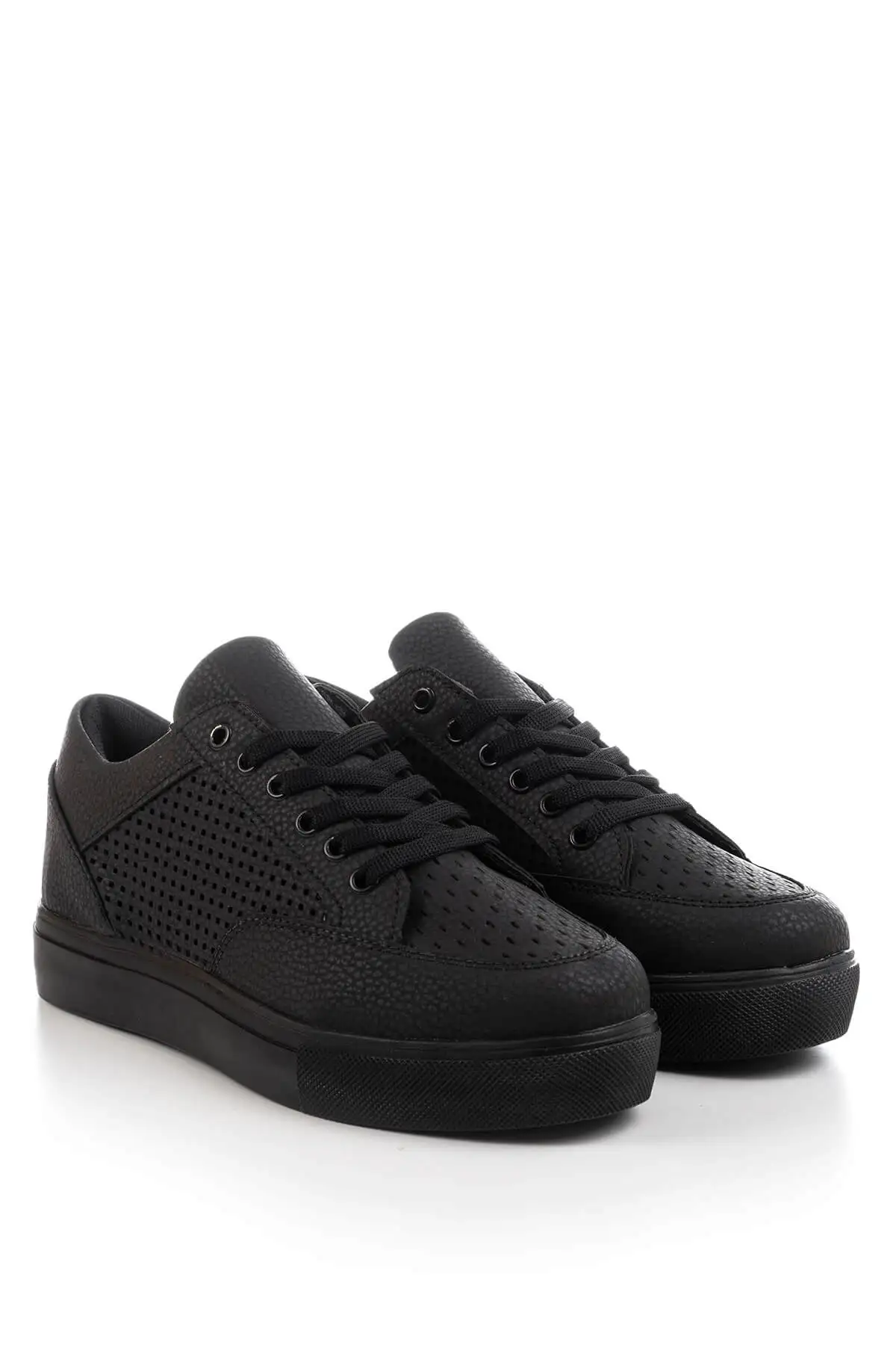 

Women Vulcanized Shoes Black Skin Women Sneaker Breathable Running Shoes Casual Ladies Sneakers Light Sport Shoes