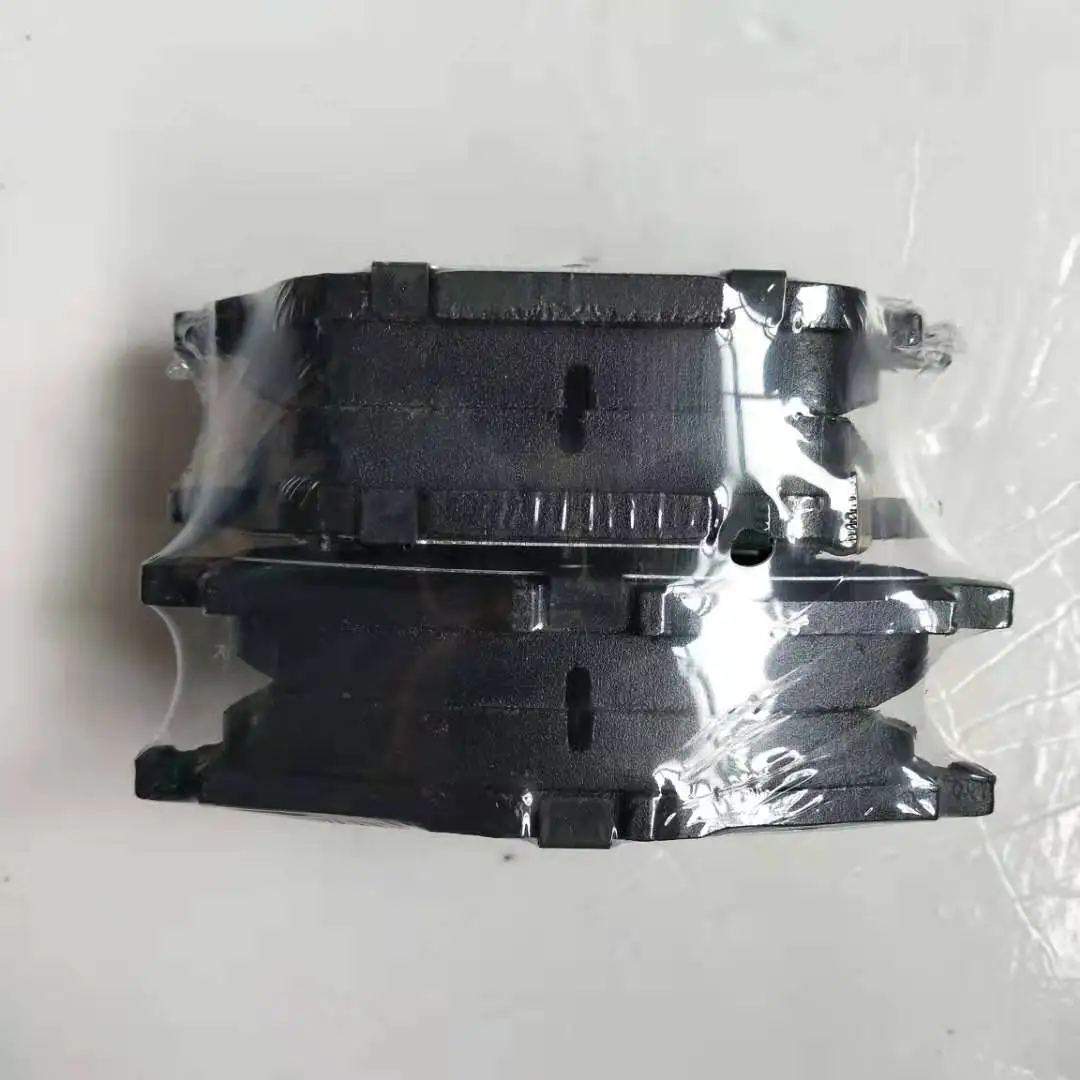 

Оригинальные задние тормозные колодки для GS8 Trumpchi 3520004BAD0000