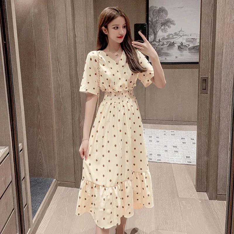 Женское шифоновое платье в горошек элегантное приталенное Плиссированное