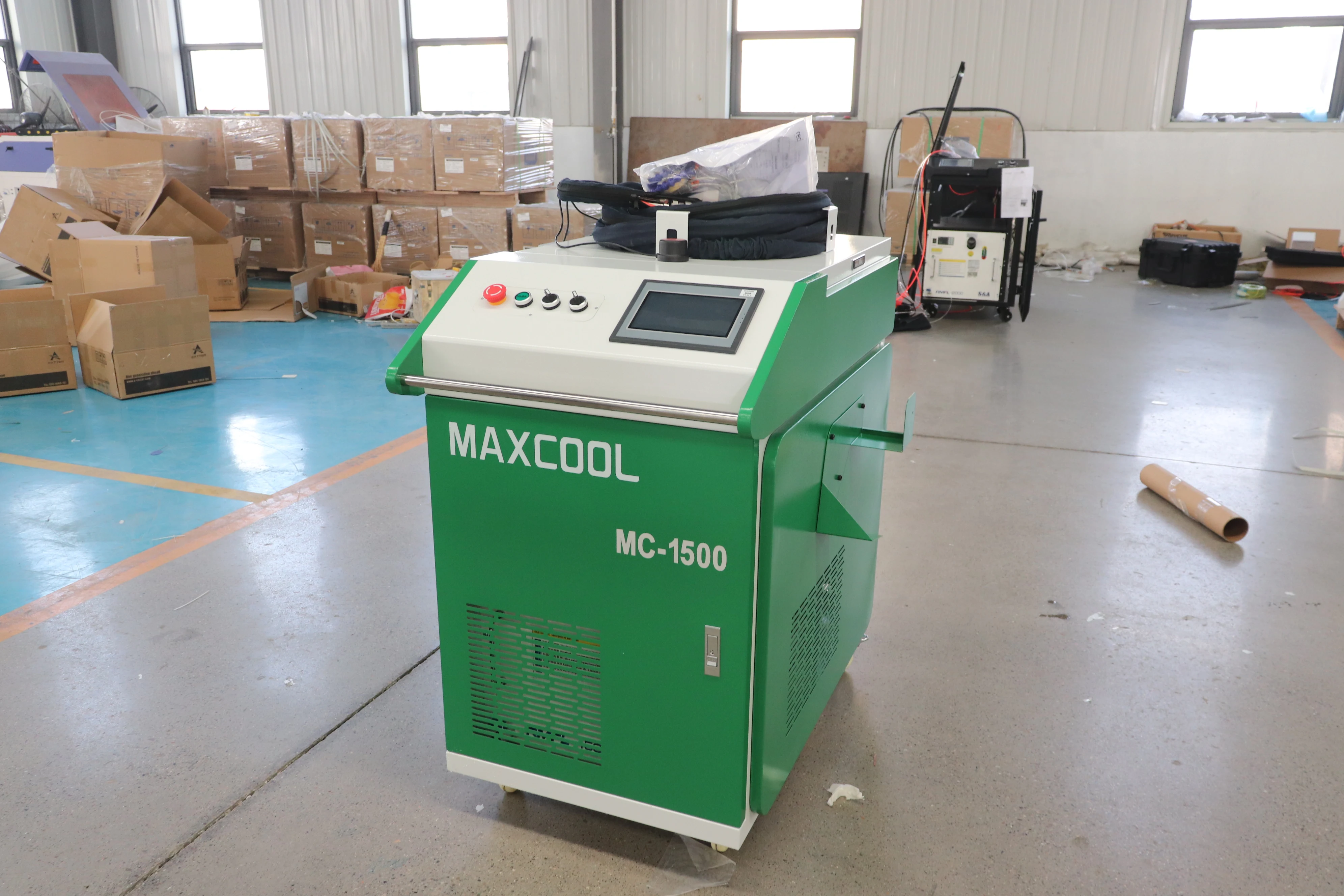 

1.5KW Rust Laser Cleaning Machine, CW Fiber Laser Cleaner, MAX Laser Generator, Fast Rust Paint Oil Mill Scale Removal, Handheld