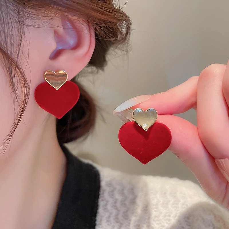 

Red Heart Stud Earrings For Women Girls Korea Flocking Earrings Winter New Piercing Ear Accessories Wedding Party Jewelry Gifts