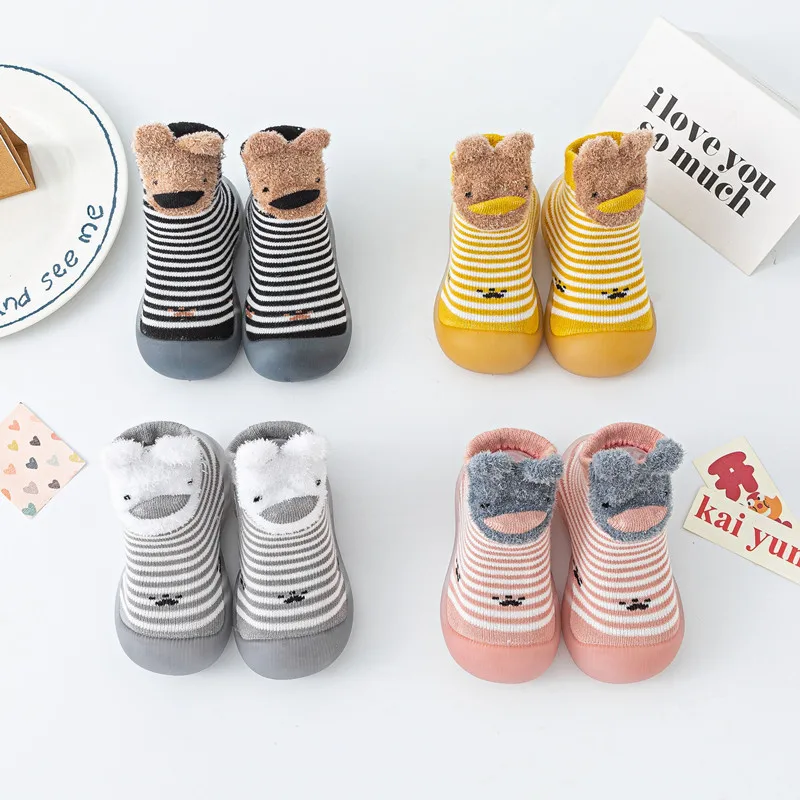 

Winter New Newborn Baby Boy Toddler Shoes Baby Girl Socks Shoes Soft Soles Kids Shoes Cartoon Stripes Baby Non-slip Shoes