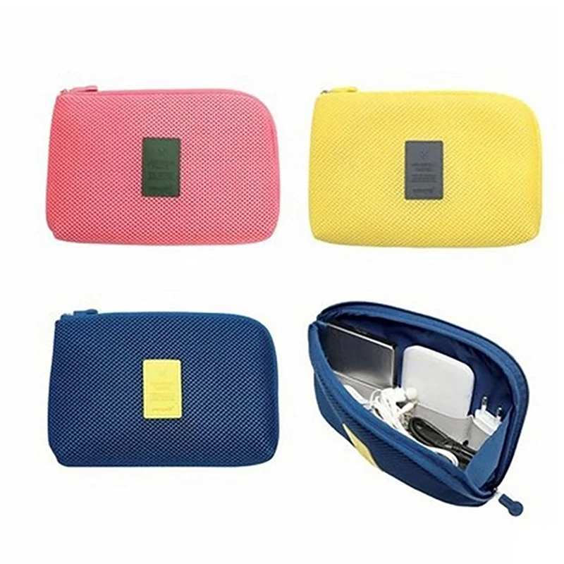 

Сумка-Органайзер для кабелей и наушников, с USB-портом