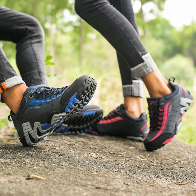 

High-quality Professional Hiking Shoes Men's Outdoor Hiking Shoes Lovers Non-slip Wear-resistant Casual Sports Shoes all Seasons