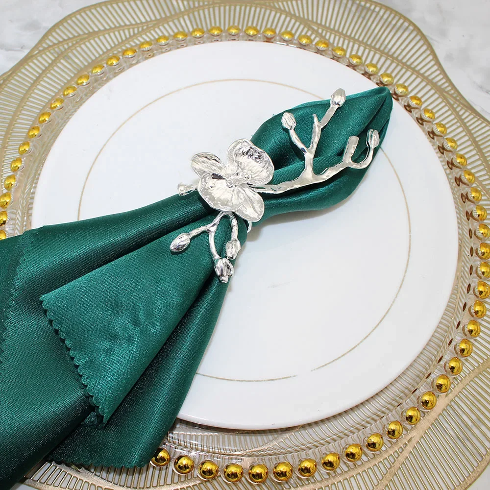 

Металлические кольца для салфеток золотого цвета 4 шт.