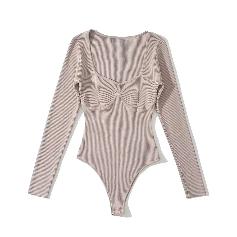 Женское трикотажное боди с квадратным вырезом и длинным рукавом