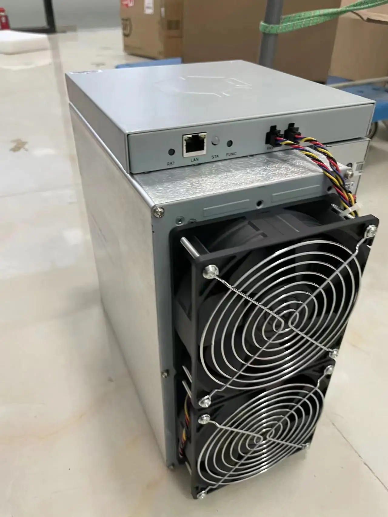 

(ORIGINAL) Canaan Avalon 1246 85th s Miner