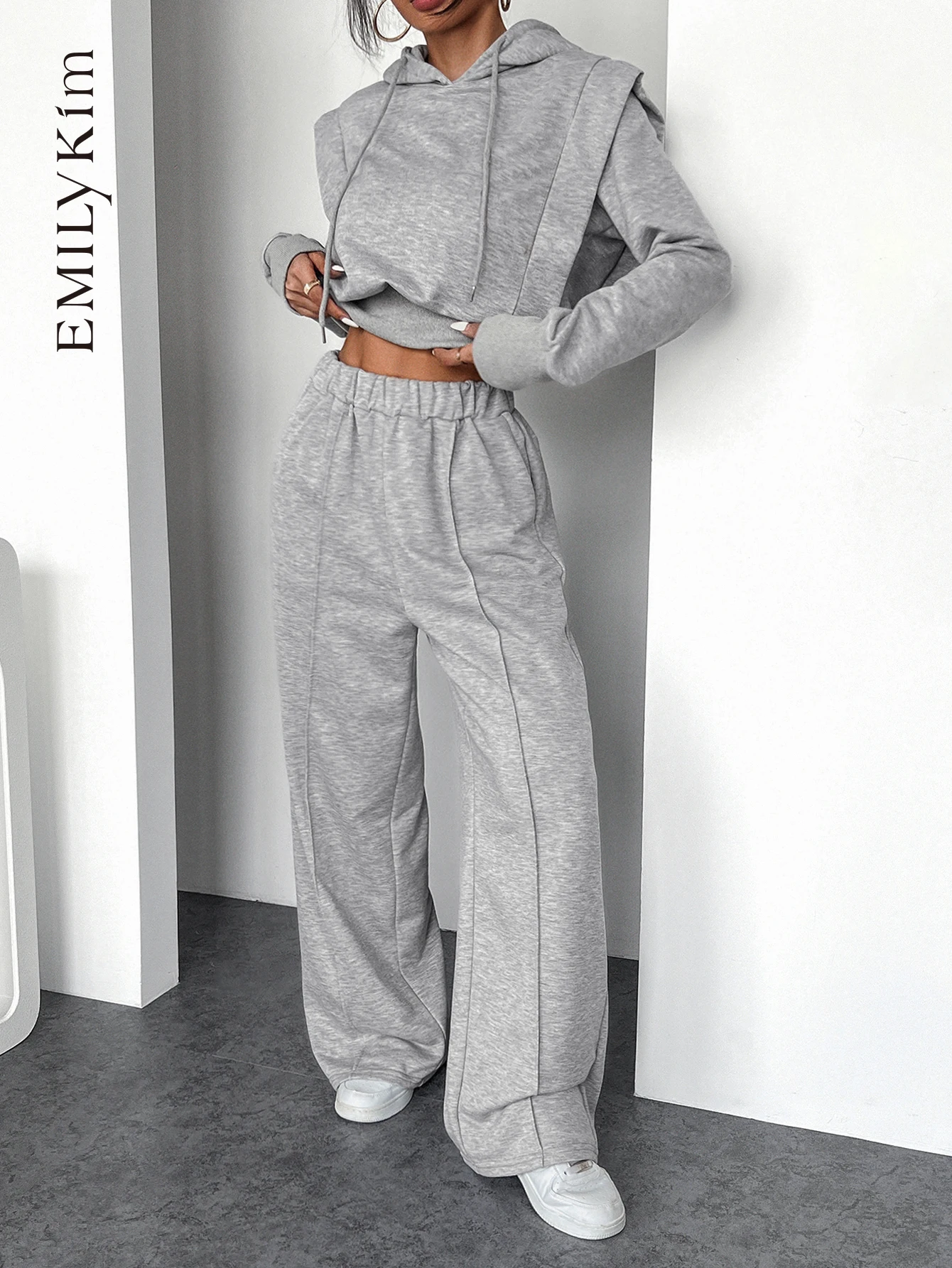 Комплект брюк осенне-зимний однотонный женский костюм с капюшоном топ длинными