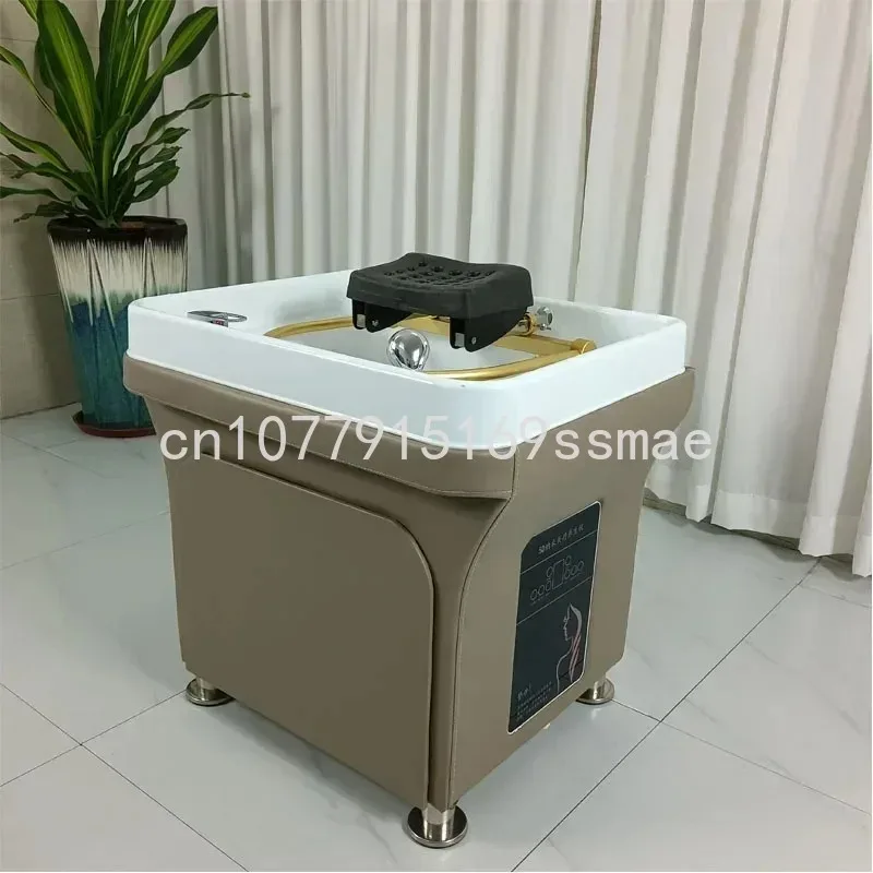 Массажер для ухода за головой с мобильным шампунем