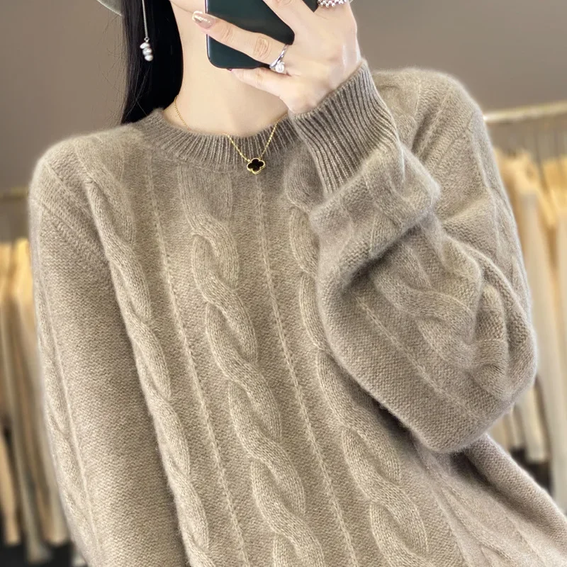 2024 Autumn/Winter New Women's Knitted Top Round Neck Cable Knit Thickened Sweater Loose-Fit Long Sleeve Base Layer