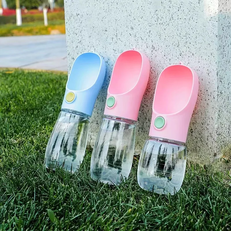 

Dog Out Drinking Cup Portable Water Bottle Cat Drinking Water Feeding Bottle Outdoor Walking Dog Accompanying Cup Pet Supplies