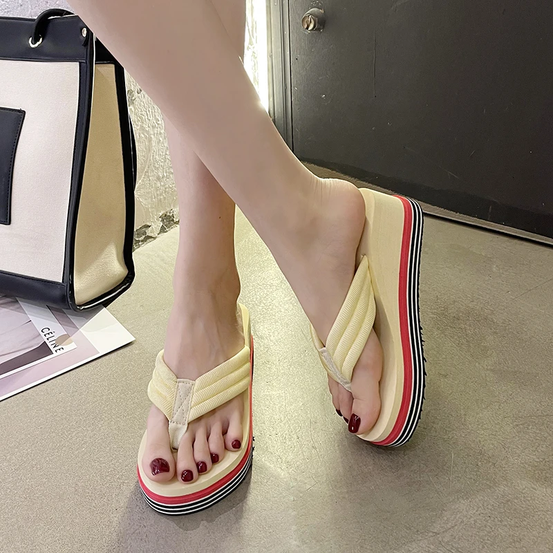 

2022 New Summer Women Flip Flops Fashion Slope and Thick Sand Beach Slippers Candy Color Wedges Platform Indoor Outdoor Slippers