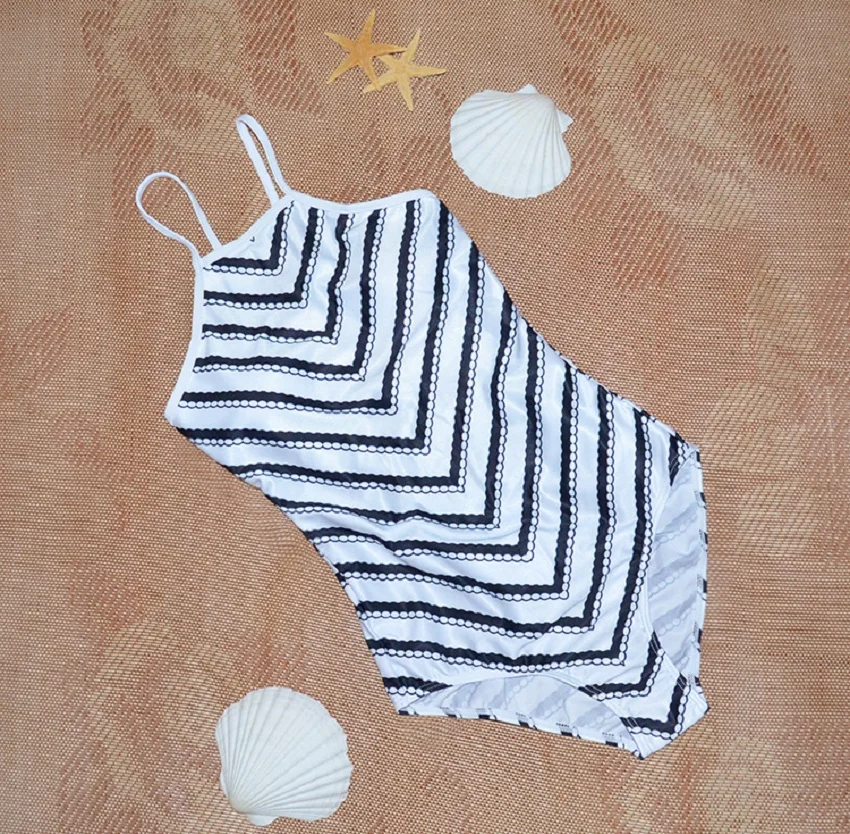 

New Women's European and American Hot-Selling Black and White Color-Block Bikini One-Piece Wave Swimsuit