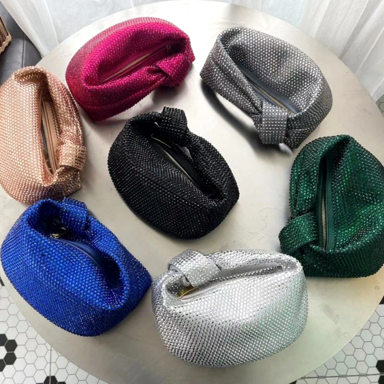 Luxury Shining Diamond Women Bag Fashion Party Bow Knot Lady Hobo Tote Purse Bling High Quality Rhinestone Evening Clutch Bag