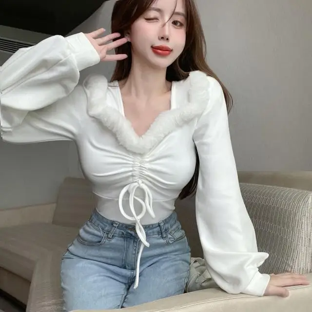 

Женская футболка с длинным рукавом, V-образным вырезом