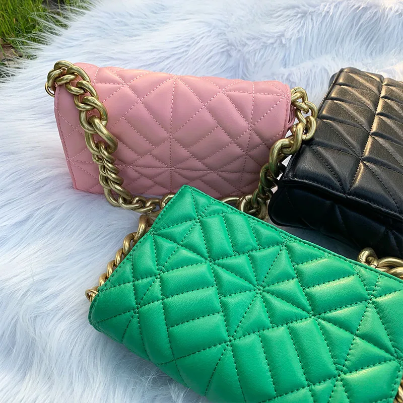 

2022 brand ladies shoulder bags, thick chain quilted shoulder bags and metal handbags, ladies clutches, ladies handbags