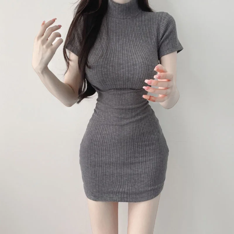 

Half-high neck short-sleeved tight-fitting cinched-waist dress wrapped hips burgundy Korean new spring