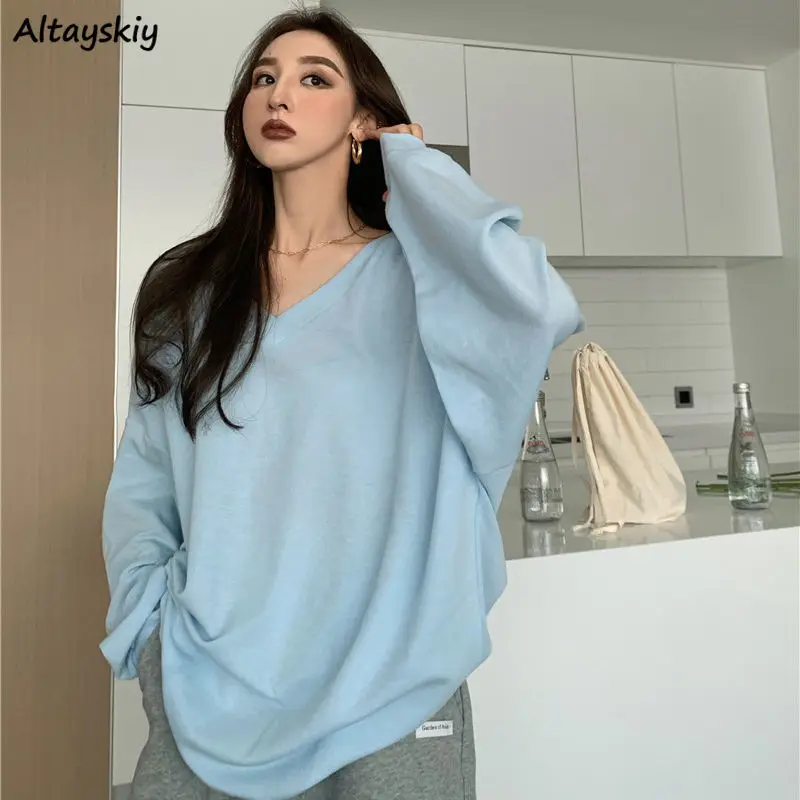 

Футболка женская с V-образным вырезом, однотонная простая универсальная базовая уличная одежда свободного кроя для женщин, повседневный ши...