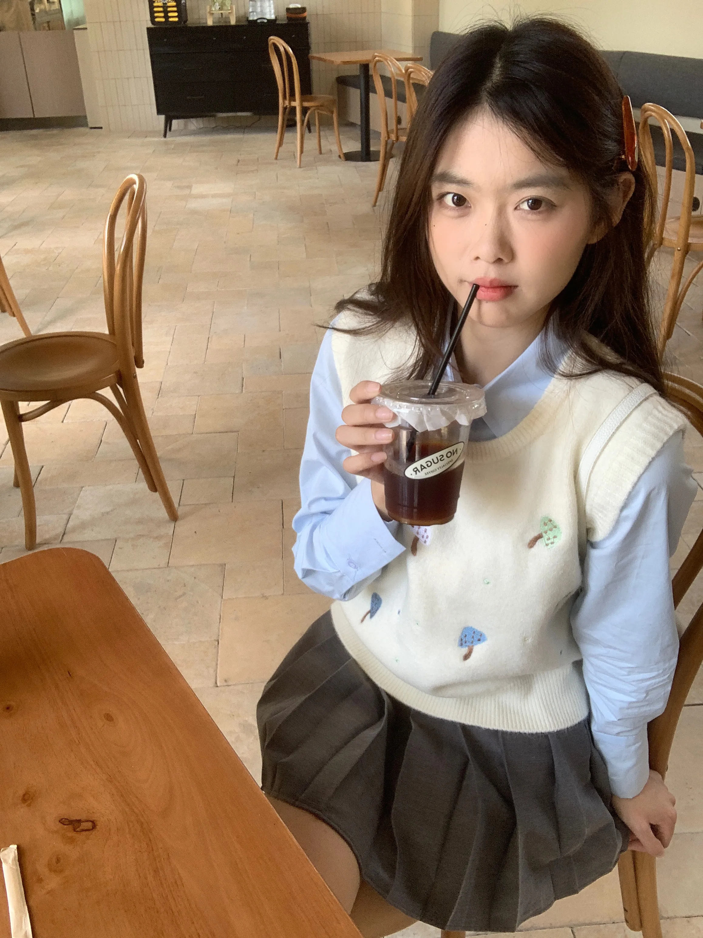 2024 Autumn Women clothes Cute Younger Outer Wear Loose Sleeveless Knit vest Preppy Embroidery Sweater Vest