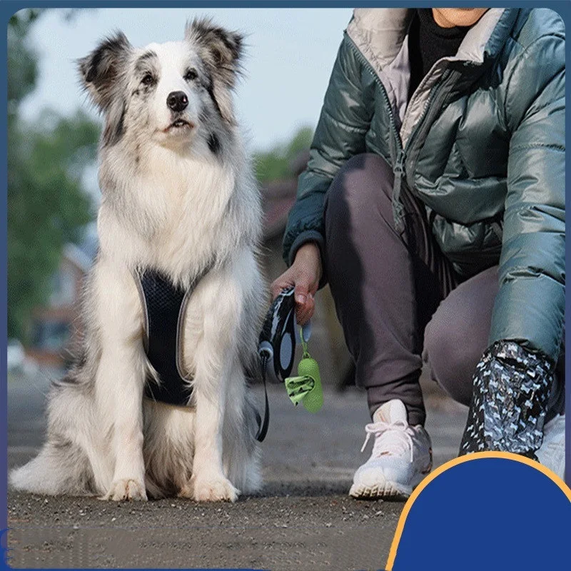 

Подставка-диспенсер для мусорных пакетов и кошек