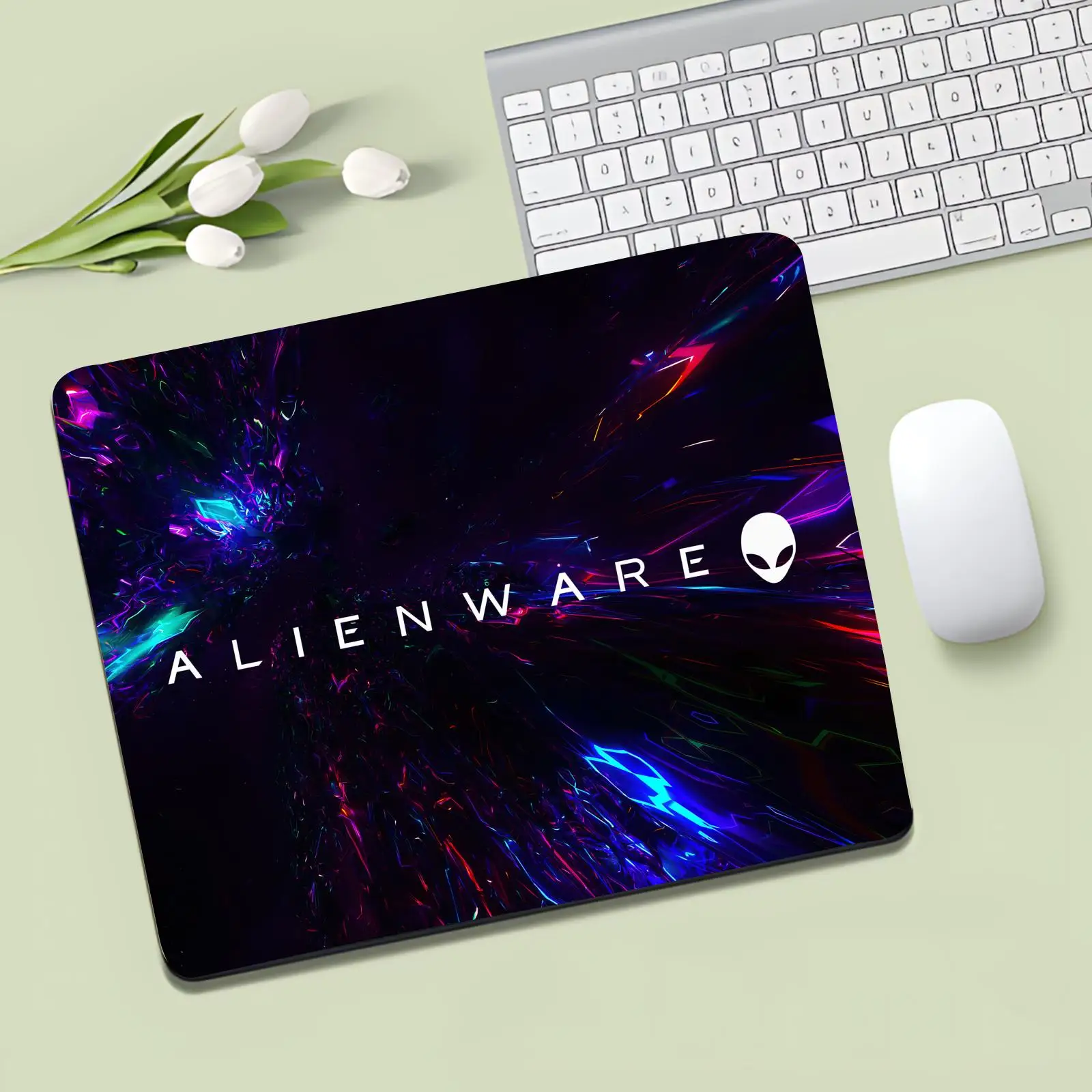 Фото Коврик для мыши Alienware, мультяшный, резиновый, маленький, для настольного компьютера, офиса, клавиатуры, киберспорта, игр ROG №1