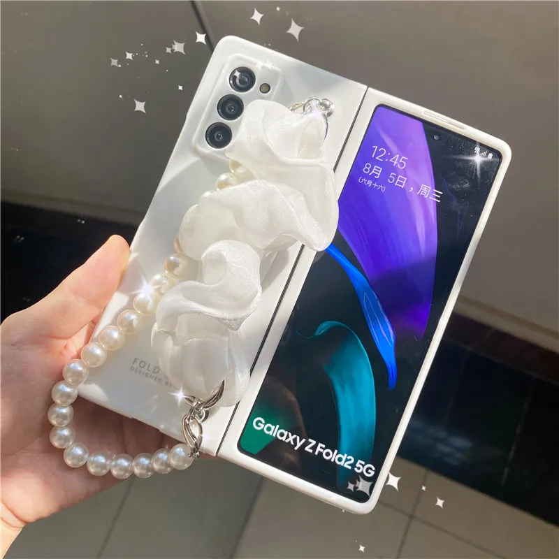 

Fashion Pearl Silk Bracelet Phone case Phone Case For Samsung Galaxy Z Fold 3 Hand Chain Metal Lanyard Z Fold 2 Cover
