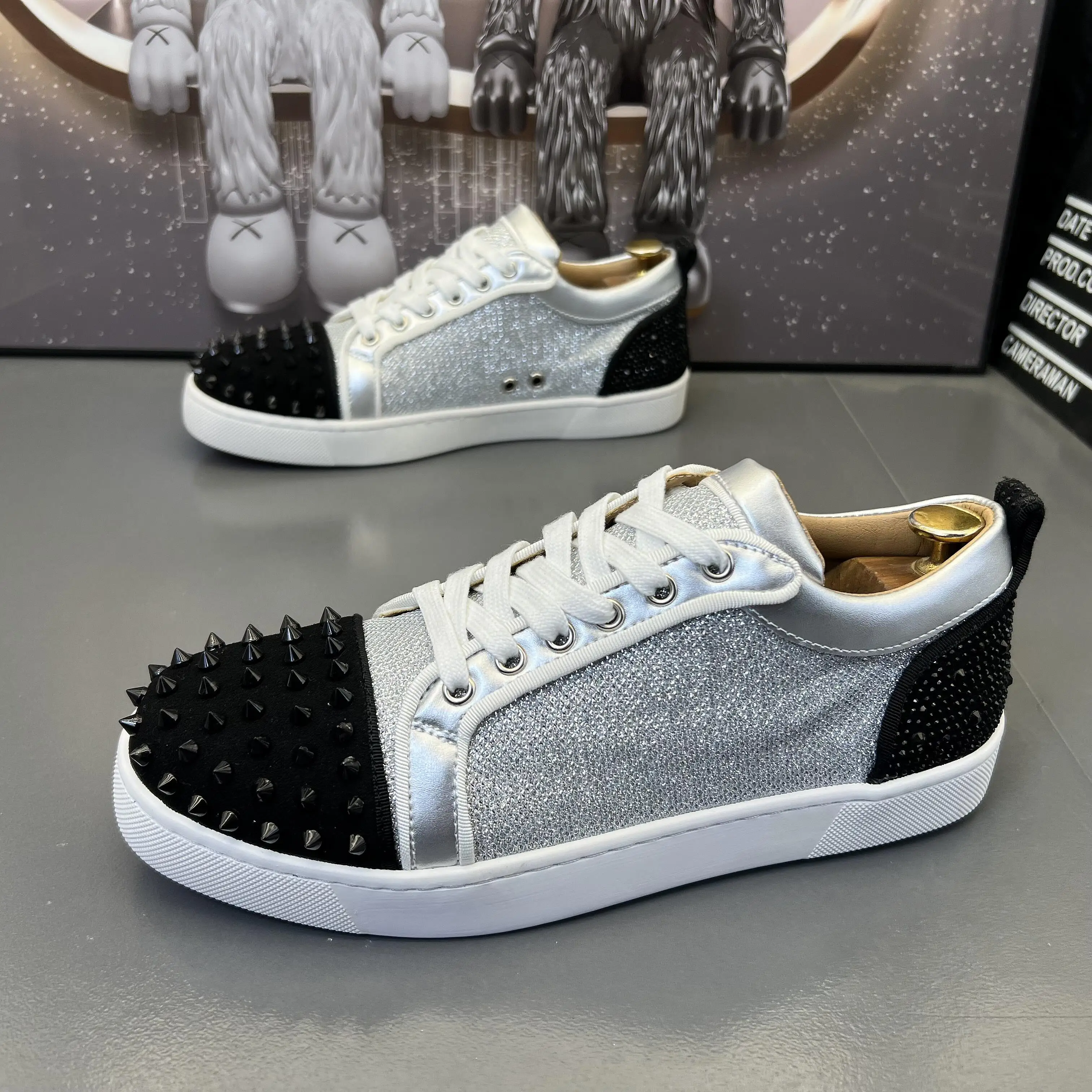 High Temperature Hot Drilling Rivet Design Trendy Brand Men's Shoes 2023 Spring and Autumn New Low Top Fashion Breathable Per...