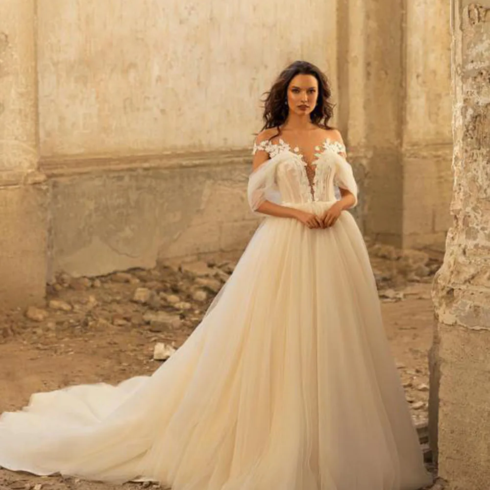 

Boho Wedding Dresses Illusion Backless Lace Applique O-Neck Short Sleeves Bride Gowns Off The Shoulder A-Line Vestido De Noiva