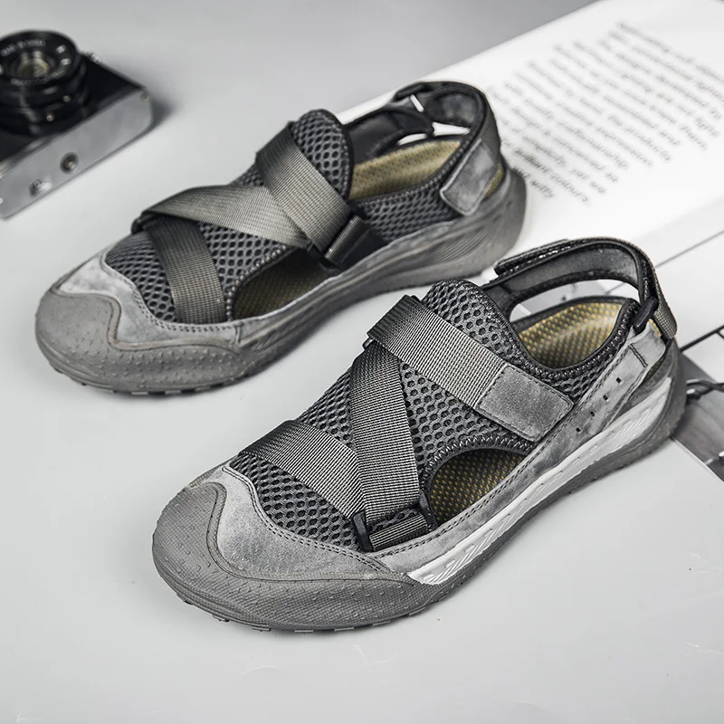 

2022 New Trekking Sneakers Men Breathable Hiking Sandals Men Comfortable Walking Shoes Low Top Wear-Resisting Outdoor Sneakers