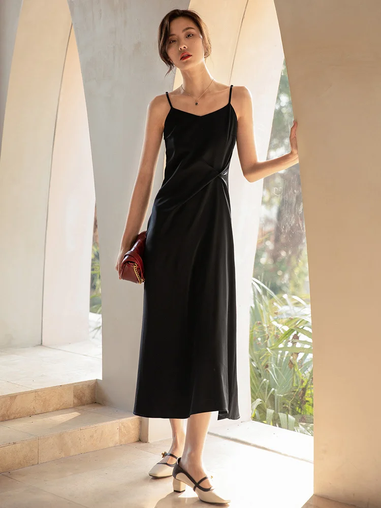 Hepburn Black Strap Dress for Women Summer French Slim Knitted Little Black Dress with Underskirt Long Dress