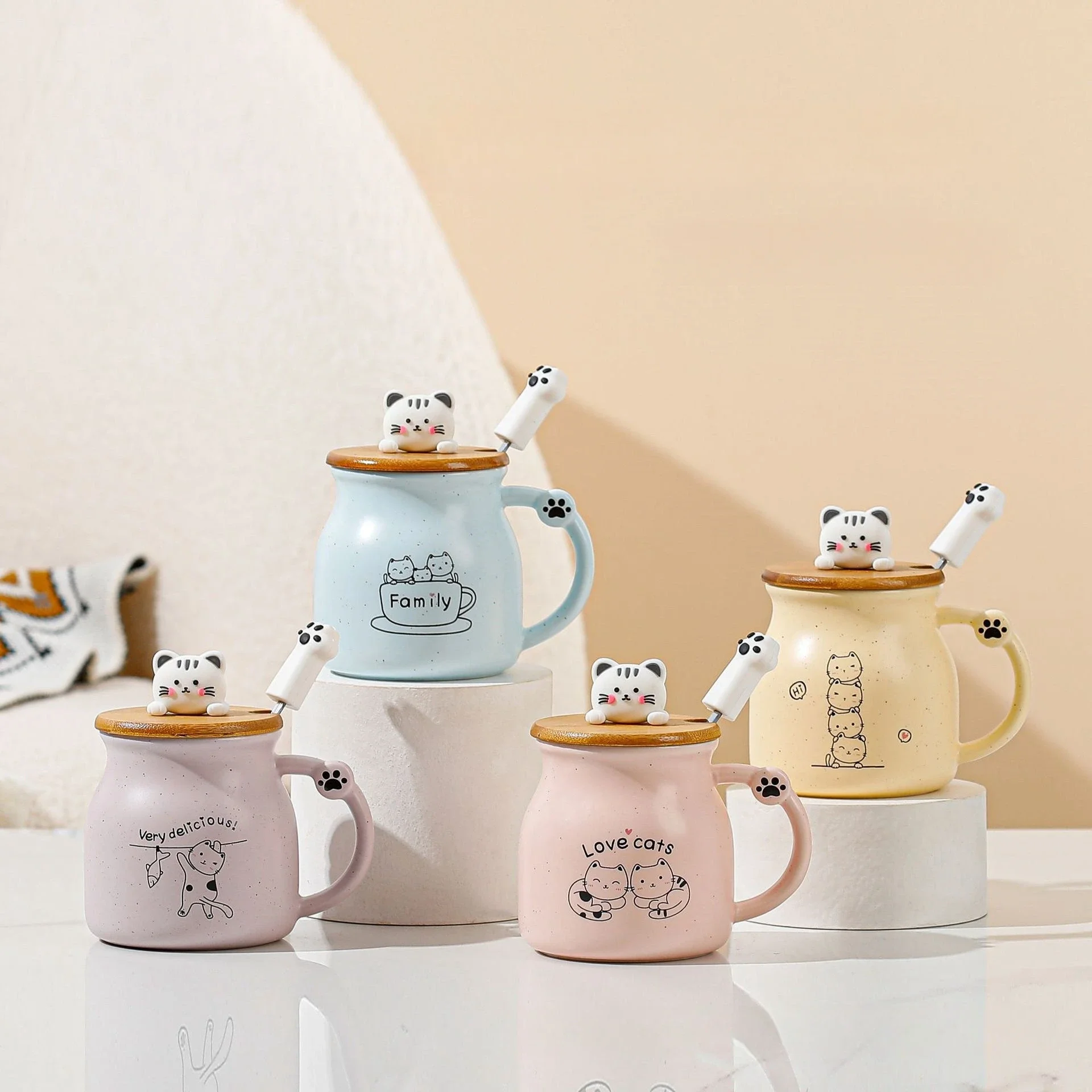 

420ml Creative Cute Cat Ceramic Coffee Mug with Lid Spoon Breakfast Oat Milk Tea Drink Kitchen Drinkware Personalized Gift