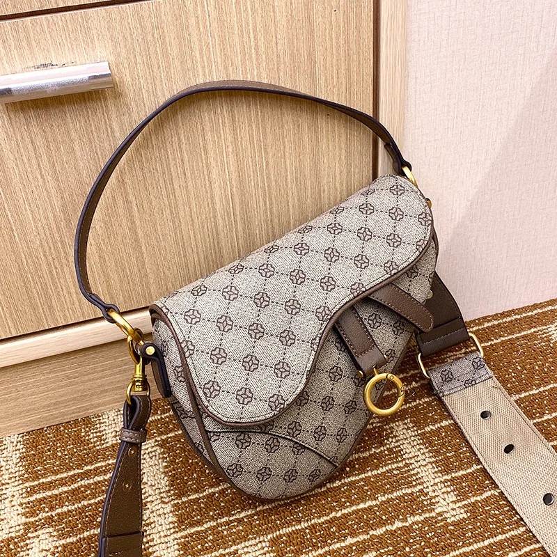 Vintage Houndstooth Saddle Handbag Purses For Women Shoulder Crossbody Bags 2023 New Fashion Ladies Messenger Bag High Quality