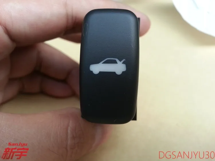 

Переключатель, Открыватель крышки багажника, Lancer cy0a/EVOXCZ4A, приборный стол, чемодан/закрывающаяся крышка, открывающийся переключатель/кнопка 8608A157