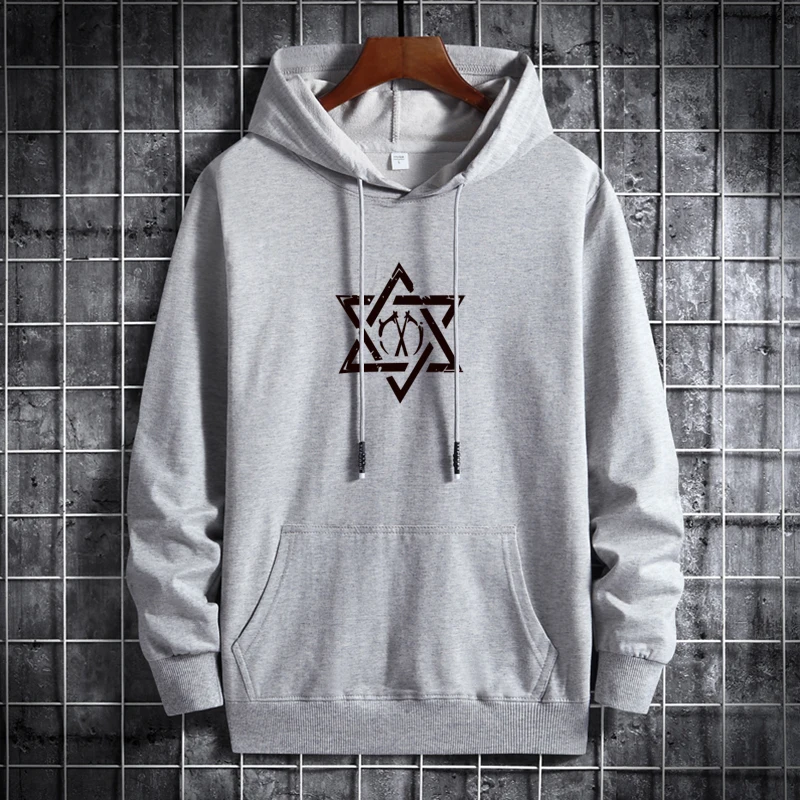 

Hoodies & Sweatshirts