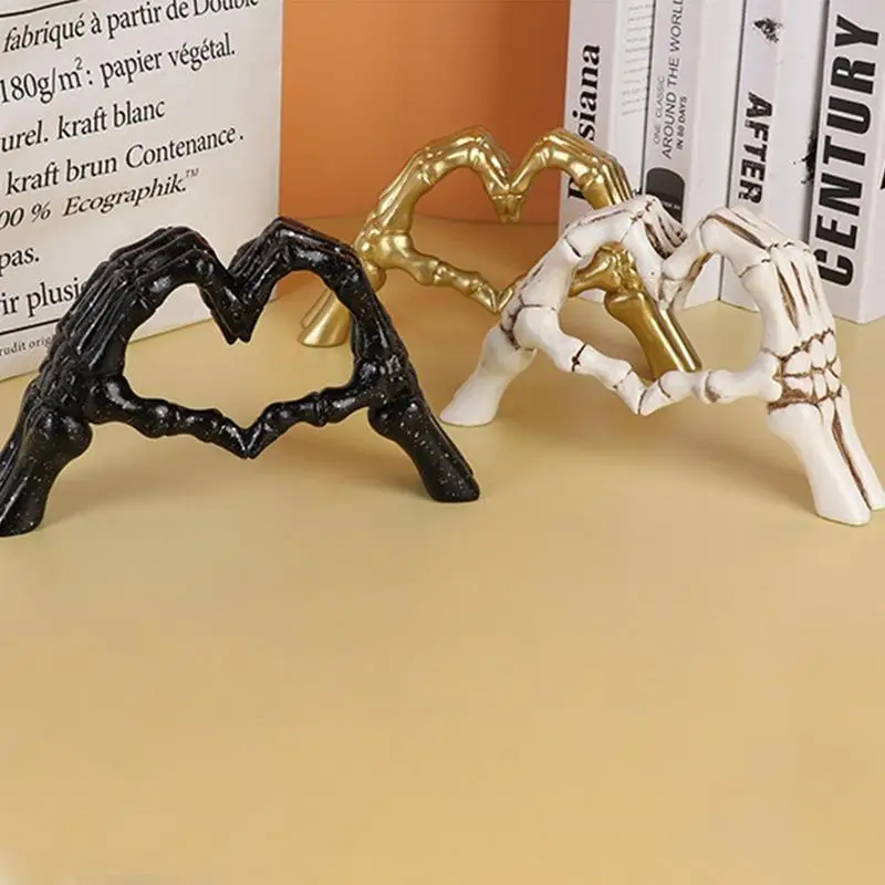 

Heart Shaped Hand Statue Resin Love Finger Sculpture For Halloween Figurines Bedroom Home Apartment Tabletop Desktop Ornaments