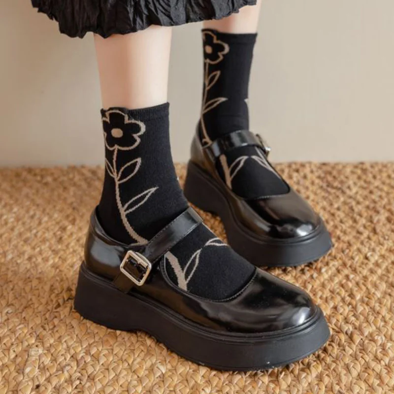 5 Pair Vintage Print Black Socks Female Kawaii Long Winter Socks For Women Designer Cycling Socks Christmas Gifts Socken Damen