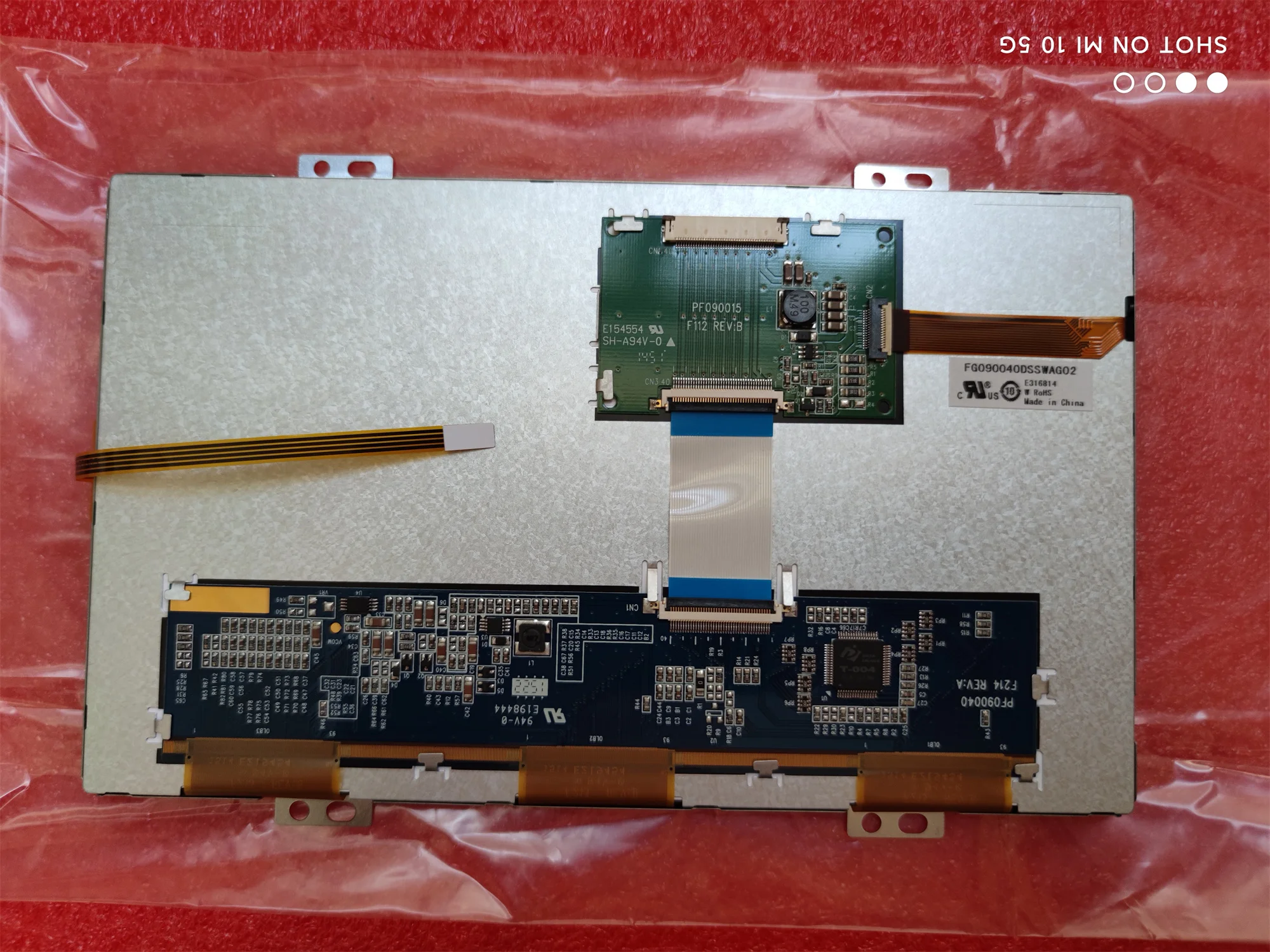 

Brand new Fuzhong LCD FG090040DSSWAG02. 365 days warranty, with touch screen.