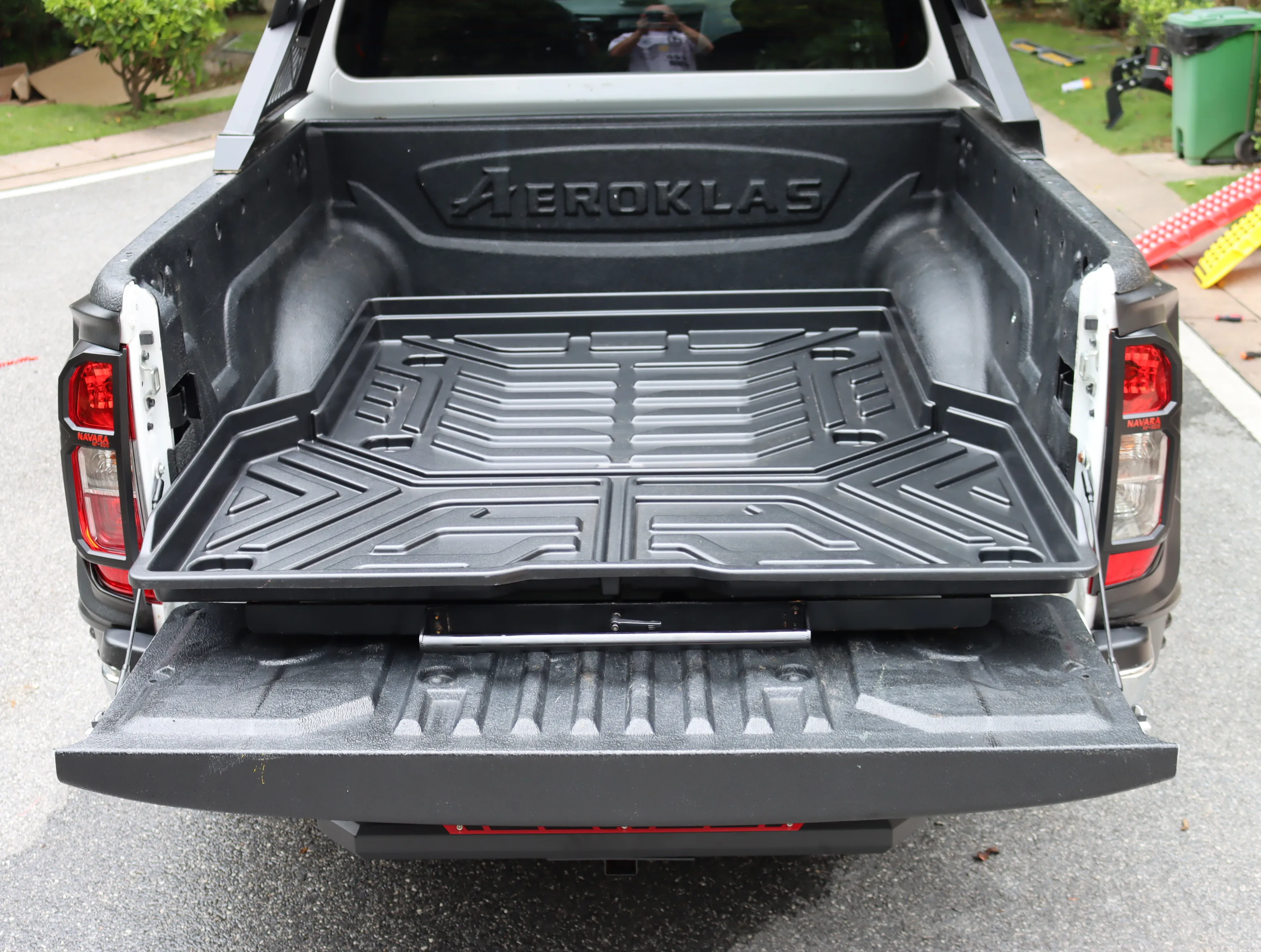 Новый дизайн автомобильные аксессуары подъемник для NAVARA np300 2012 ~ on