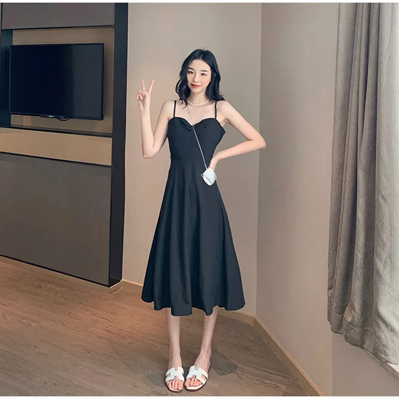 

Solid Black Glam Women Spaghetti Strap Dress Sexy Korean Backless Ruched High Waist Feminino Vestidos Big Swing Slip Dress