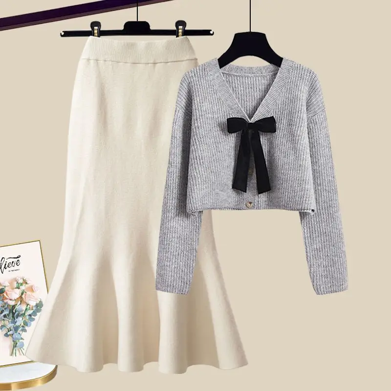 Рисунок 6 - Осенне-зимний женский комплект