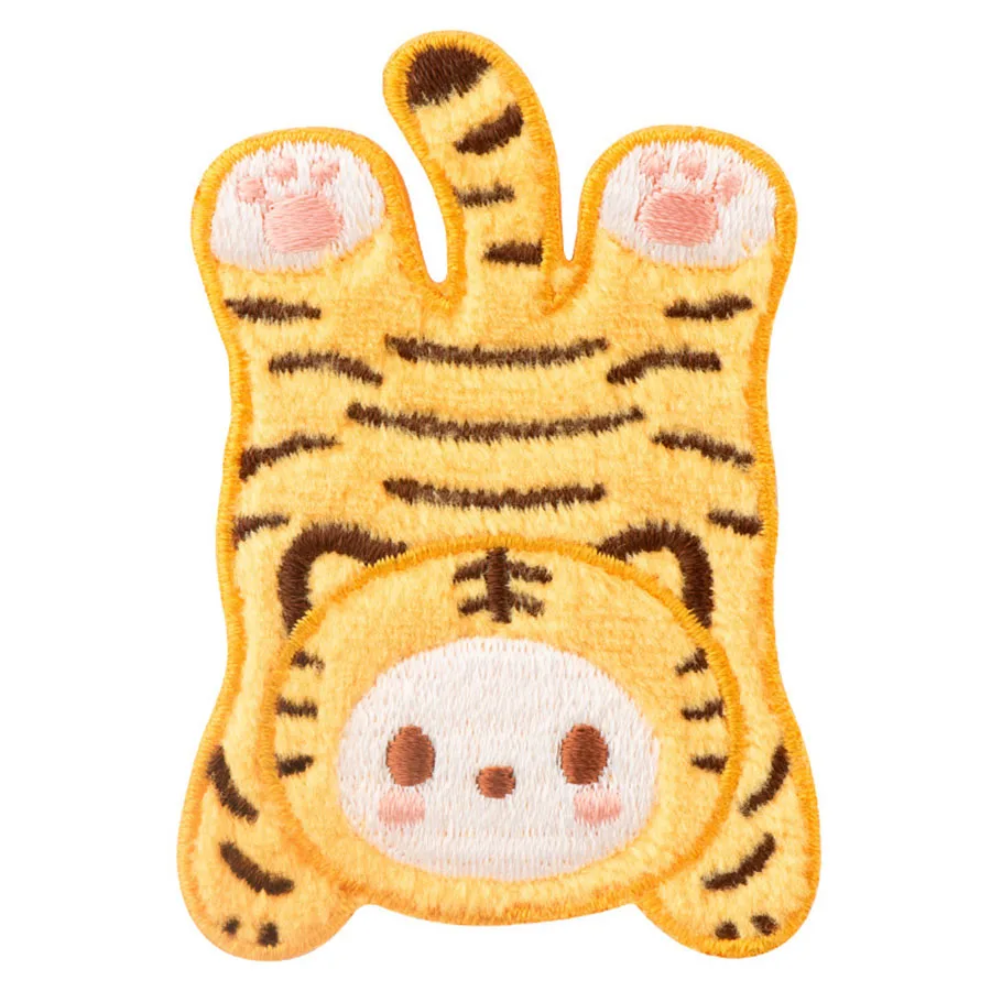 Цельный милый мультяшный тигр нашивки с вышивкой для одежды сумок мобильных