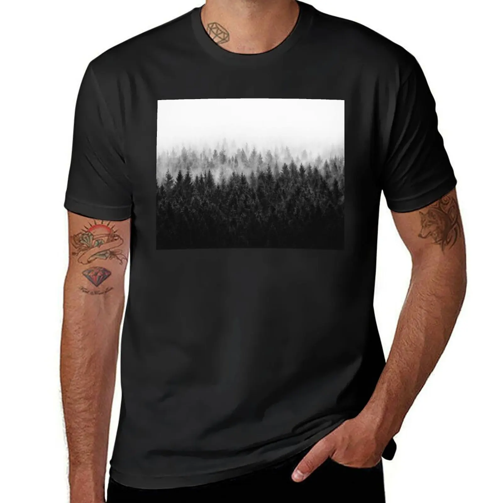 Высокий и низкий/отличный дизайн туманного сказочного леса с деревьями Каскадии