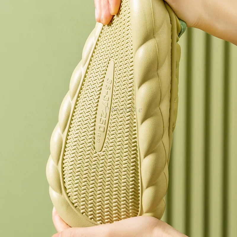 Leather House Slippers for Women Solid Gingham Thick Sole Shoes for Women Indoor Slippers Warm Plush Female Home Slippers Unisex