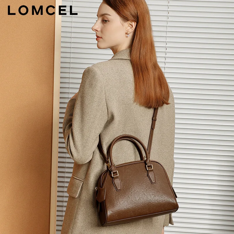 Фото LOMCEL 153 Новая женская сумка из натуральной кожи, минималистичная, в стиле боулинг, премиум-класса, большая вместимость, на плечо. №4
