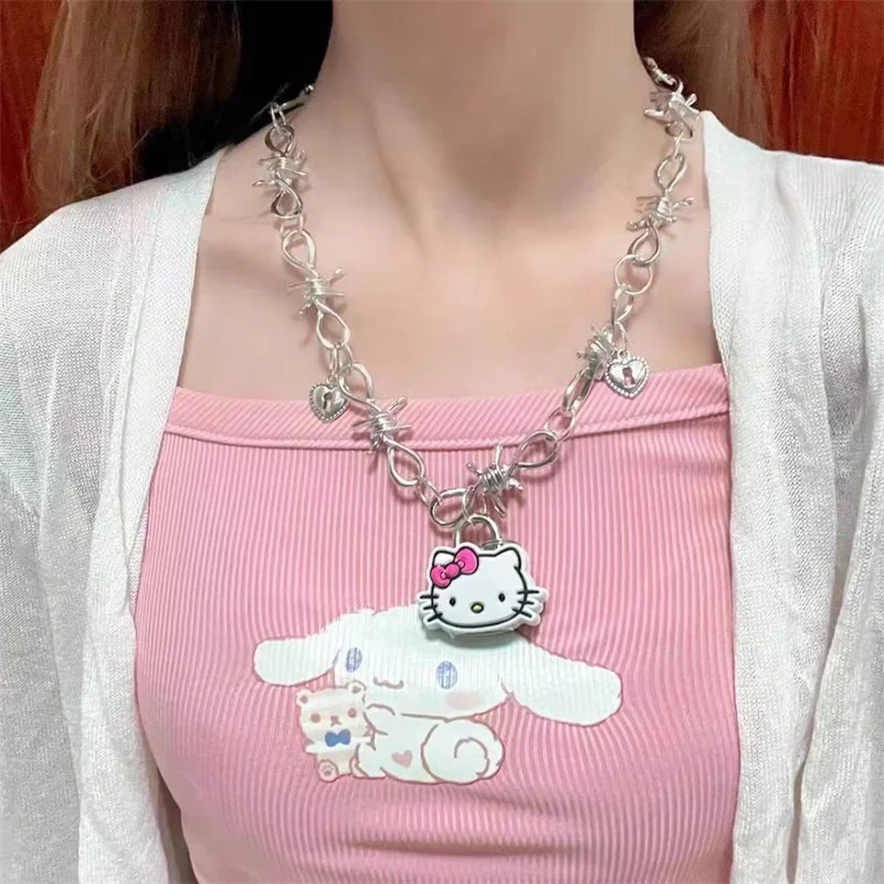 

Аниме милая фигурка кошки модели игрушки для девочек милое женское двухмерное ожерелье периферийные аксессуары для косплея подарки на день рождения