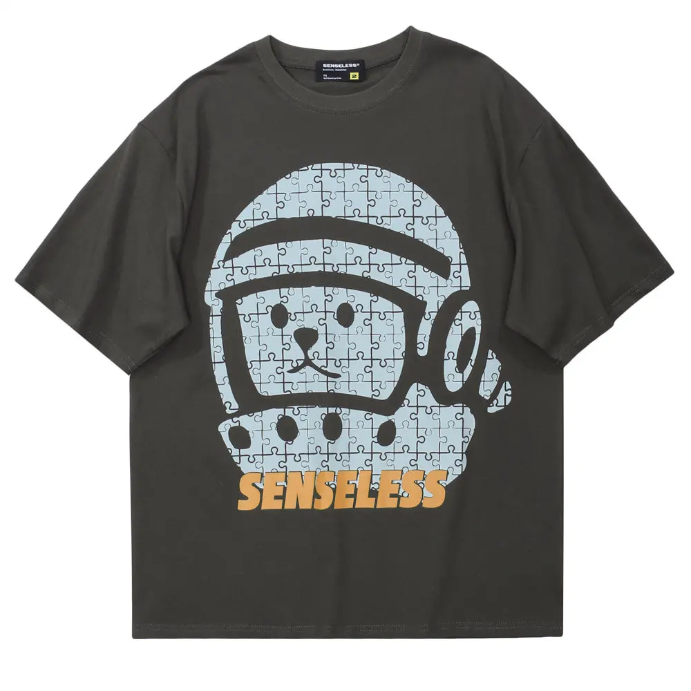 

Футболка мужская оверсайз с принтом Мишки и шлема