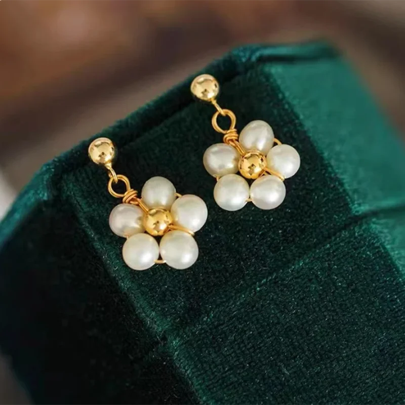 

PEARL DAISY STUDS EARRING Beaded Flower Drop Earring for Women June Birthstone Jewelry & Bridal Bridesmaid Accessories - Gold