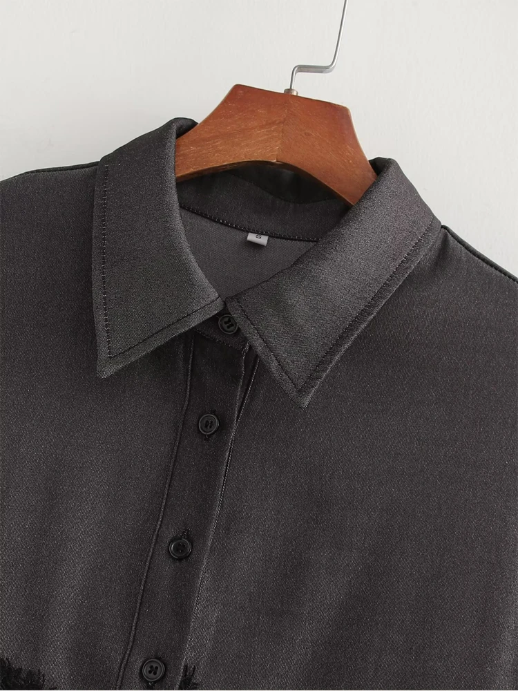 Женская блузка с длинным рукавом и отложным воротником в стиле пэчворк